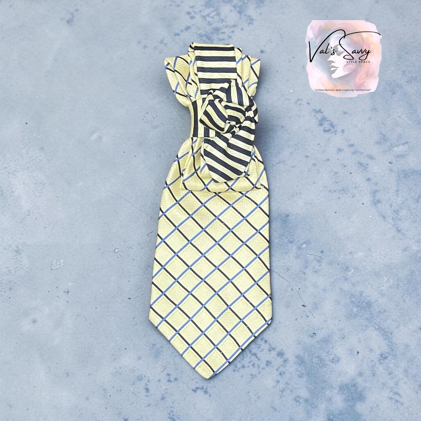 Kustom Ties-no necklace