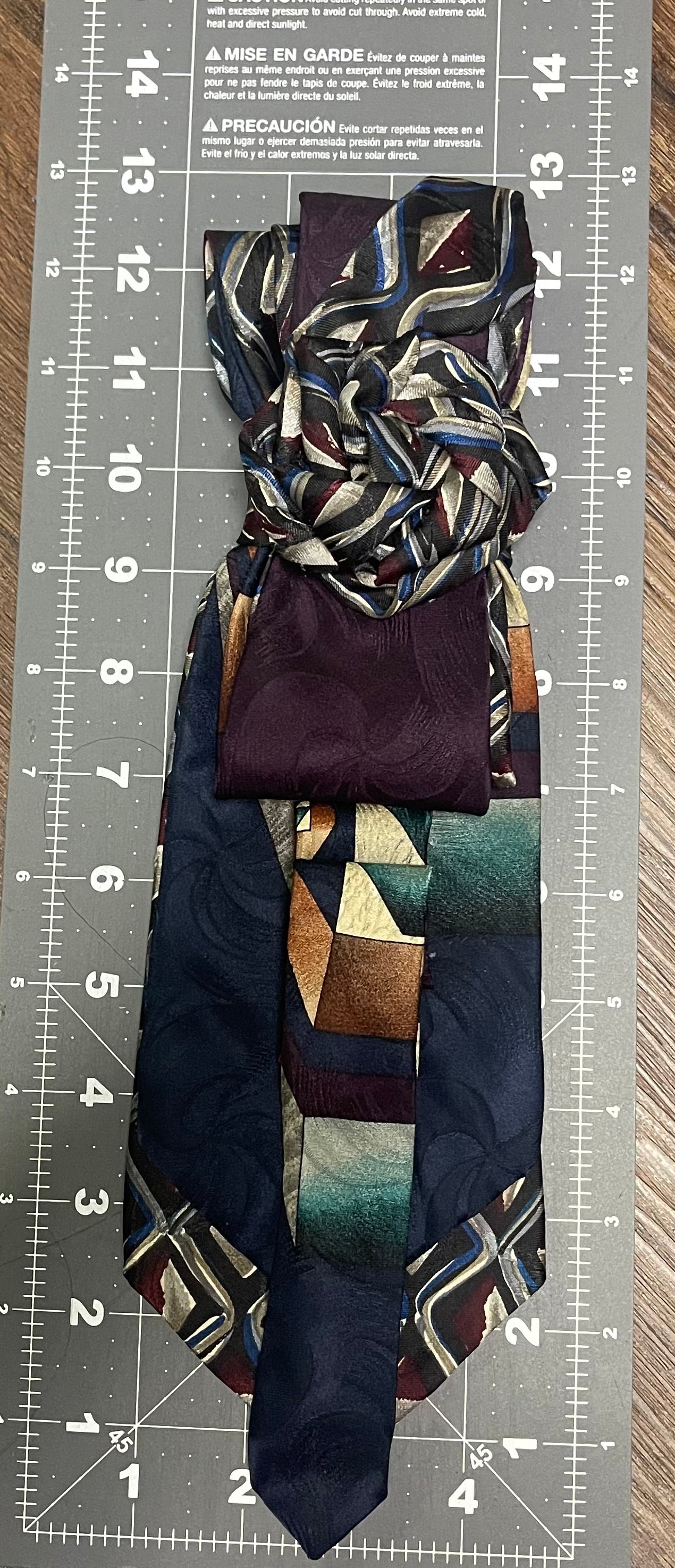 Kustom Double Val Tie