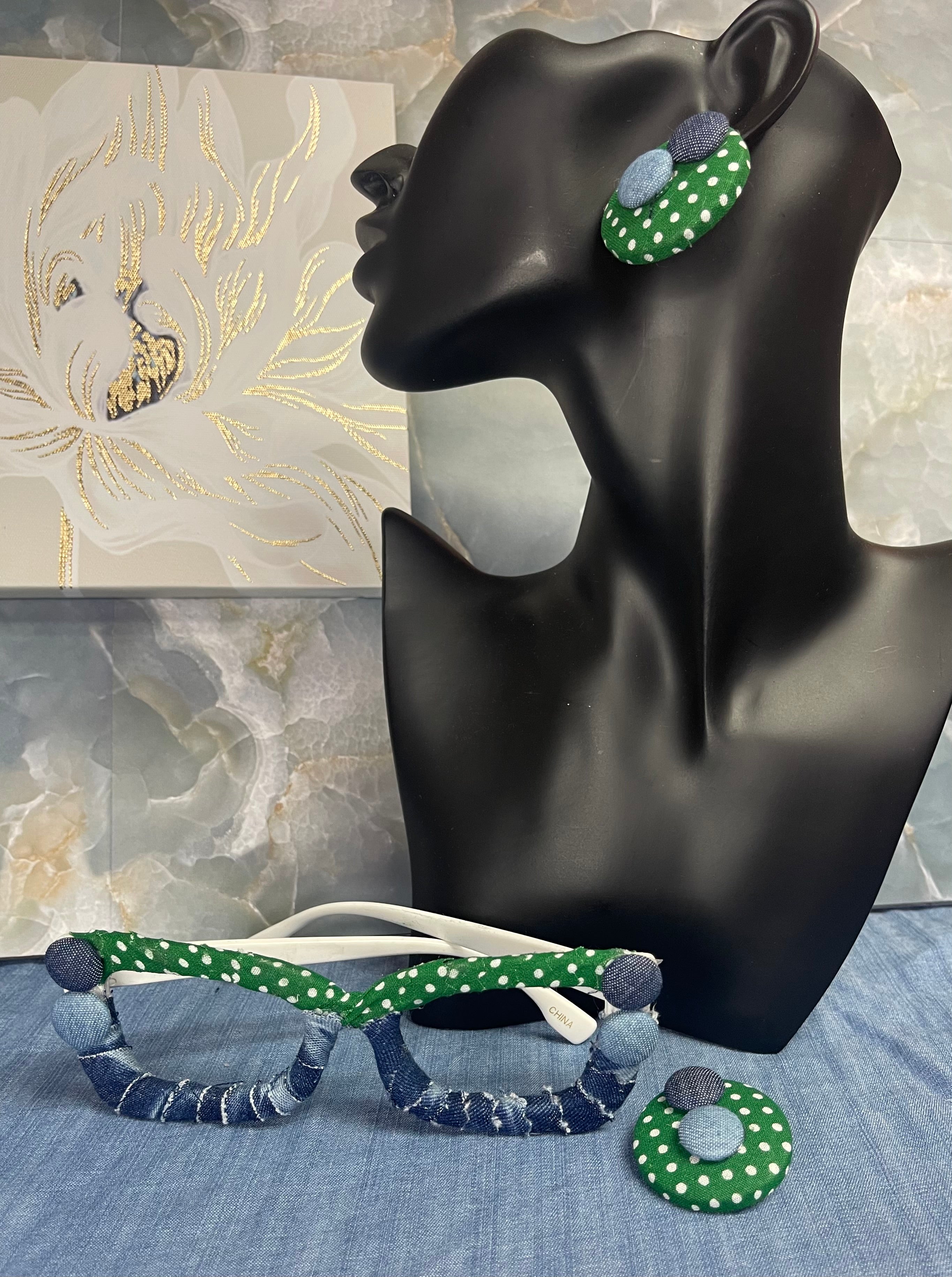 Kustom No Lense Glasses and Button Earring Set